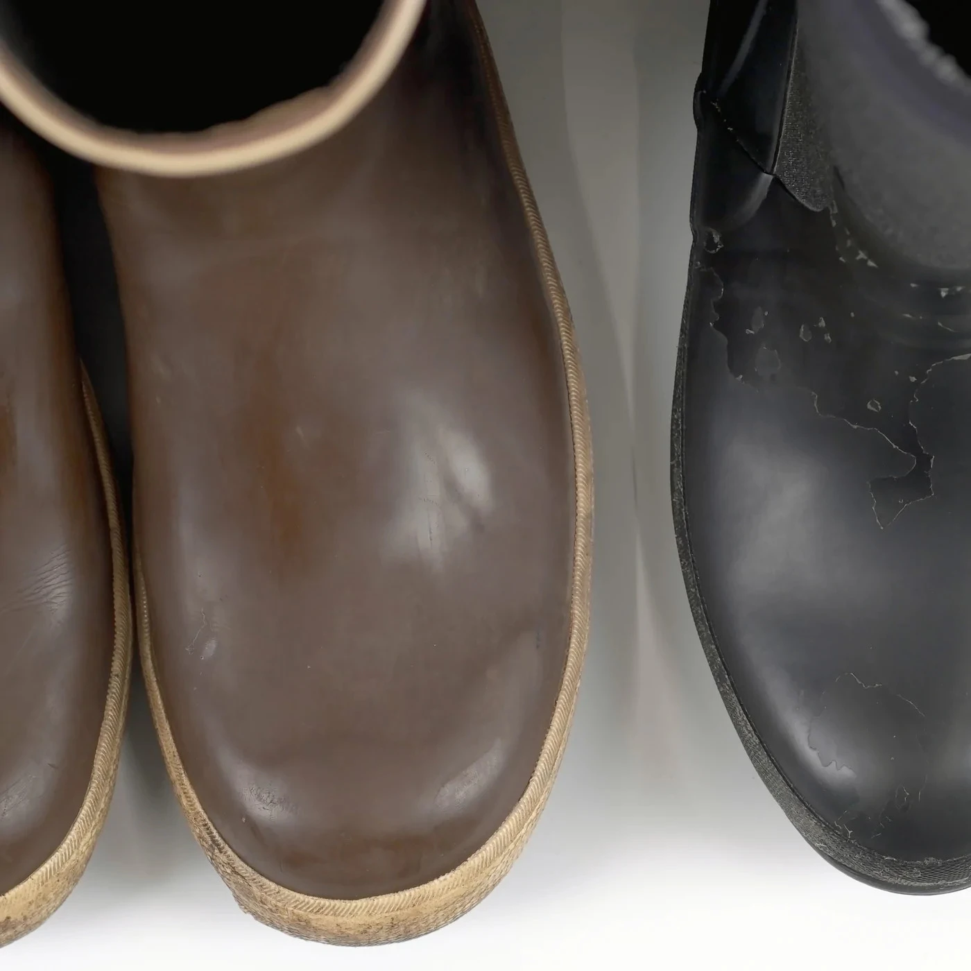 GEAR AID Revivex Rubber Boot Treatment 7 GEAR AID Revivex Rubber Boot Treatment - Image 5