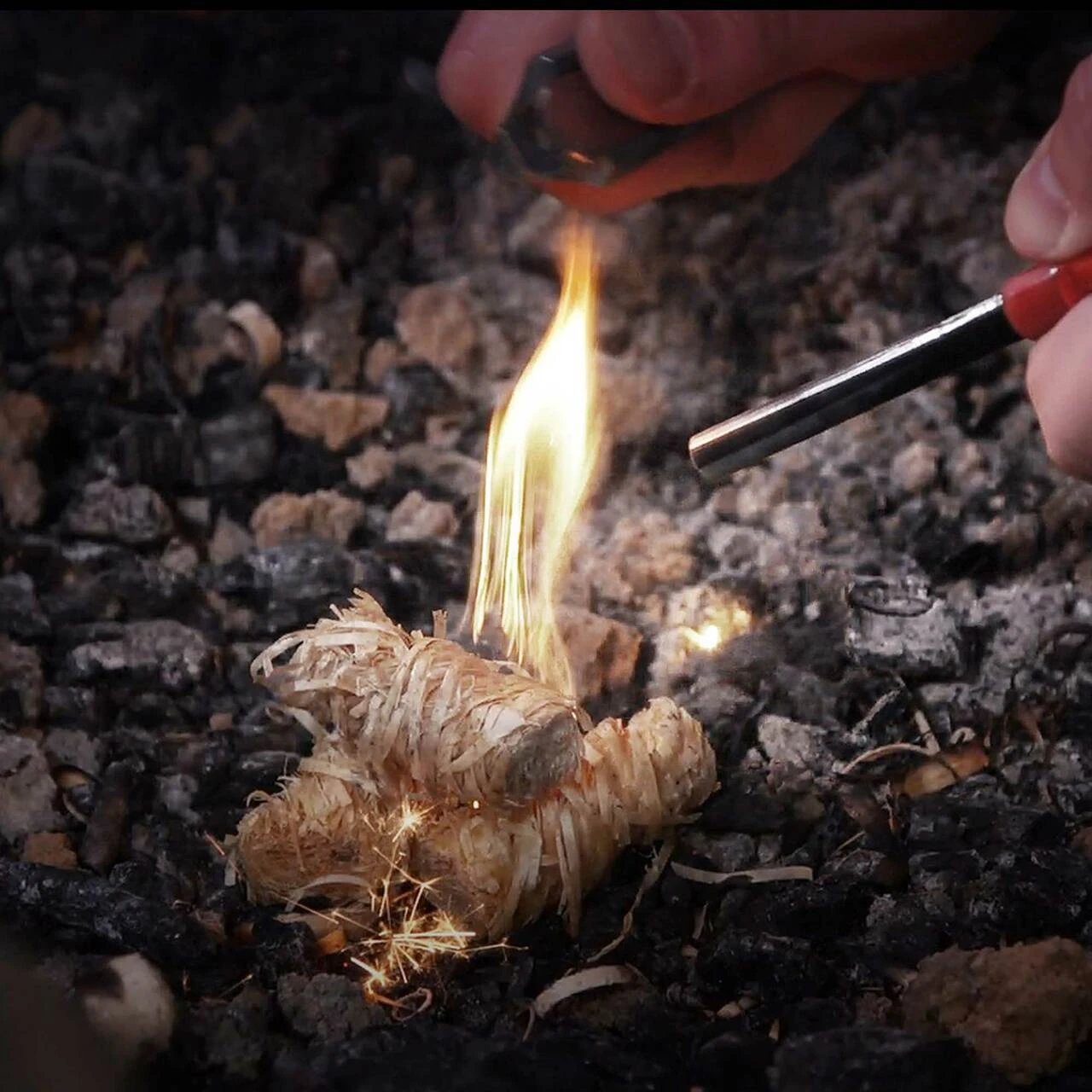 Zippo Natural Tinder Shreds 4 Zippo Natural Tinder Shreds - Image 2