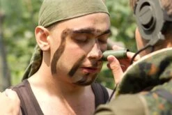 NATO Camouflage Face Paint Two Tone Split Stick - Brown/Green -GEAR AID Shop 9FP1 2