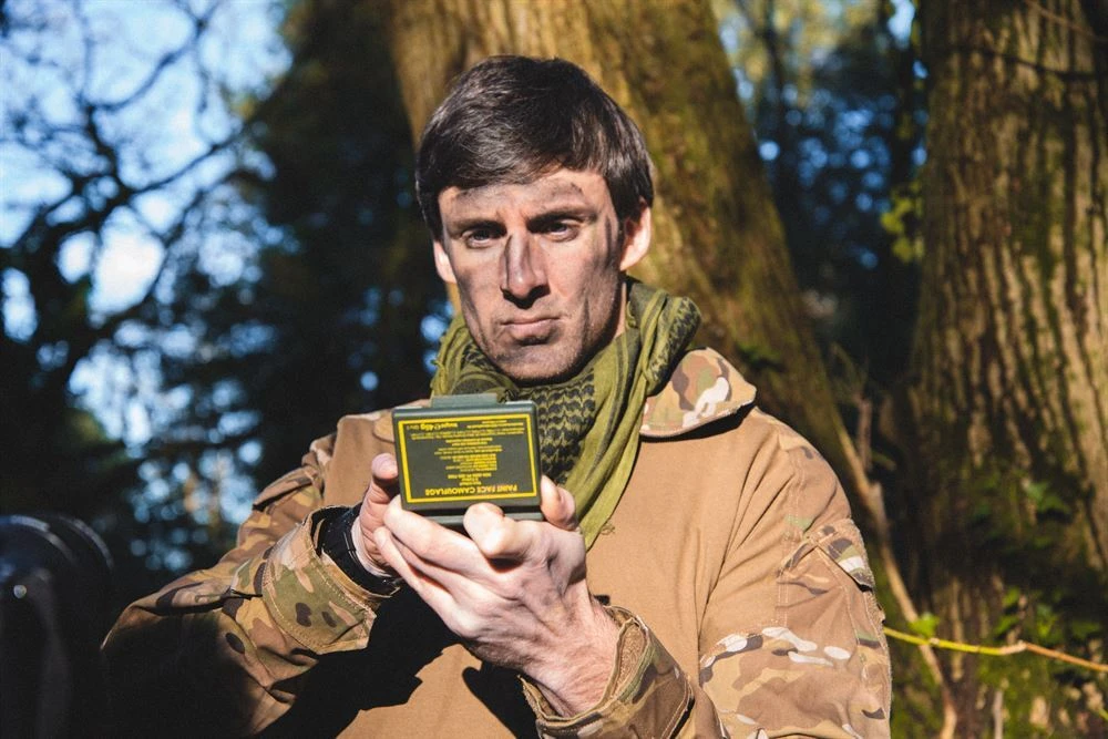 NATO 3 Colour Face Camo Compact Desert (Green, Sand & Brown) 4 NATO 3 Colour Face Camo Compact Desert (Green, Sand & Brown) - Image 2