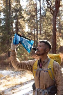 Sawyer Micro Squeeze Water Filtration System -GEAR AID Shop SP2129 1