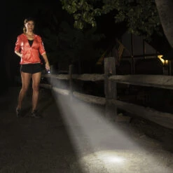 MagLite Mini 2AA LED Flashlight - Black -GEAR AID Shop SP22017 2